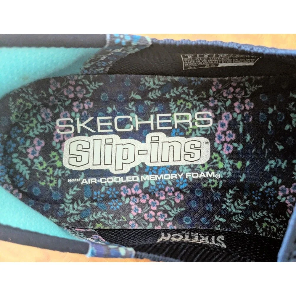 Skechers go walk